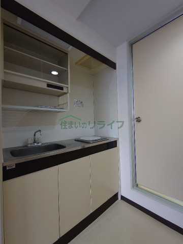 キッチン　別部屋の参考写真で御座います。