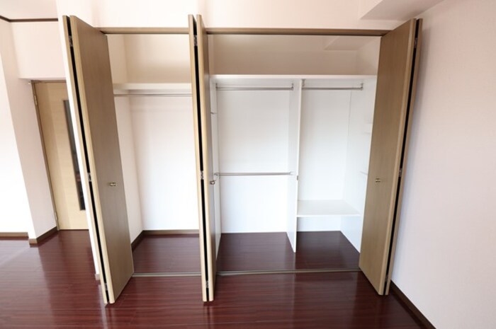 収納　クローゼット