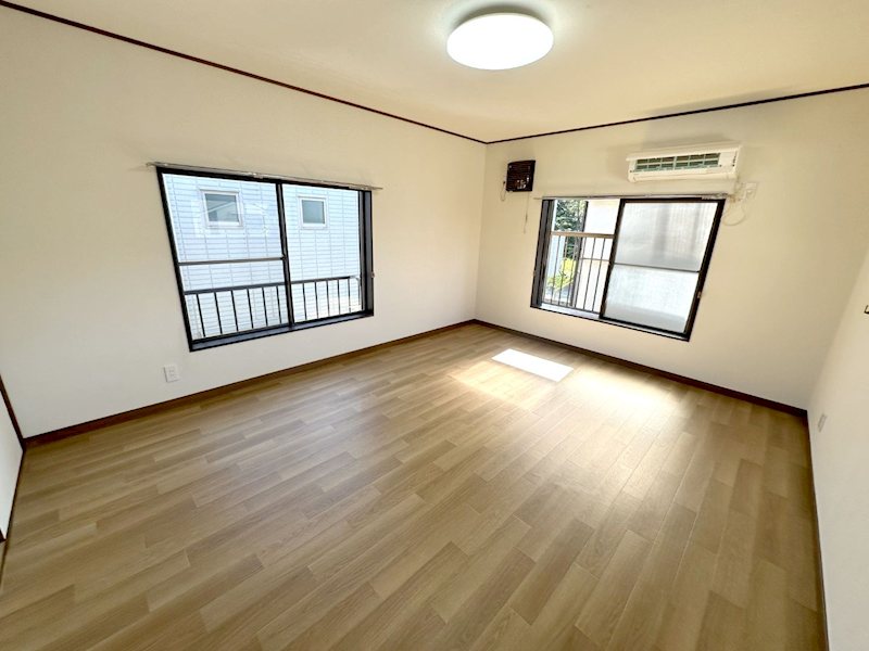 その他部屋・スペース　主寝室は９帖と広々