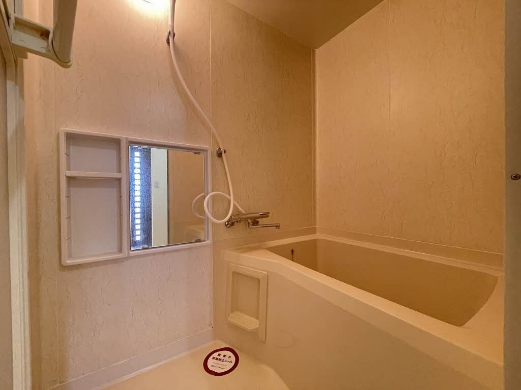 バス・シャワールーム　浴室