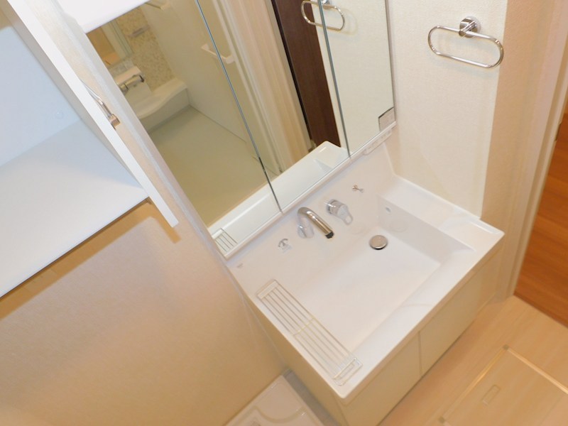 洗面設備　洗髪洗面化粧台