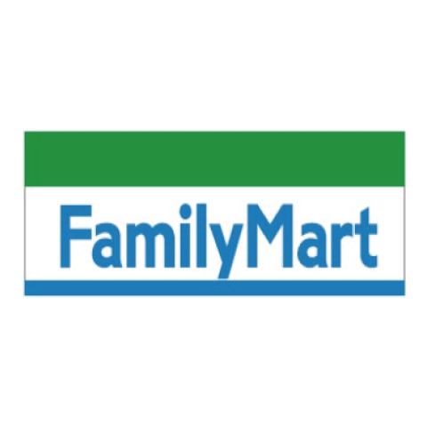 コンビニ　ファミリーマート筑紫野桜台店（コンビニ）まで590m