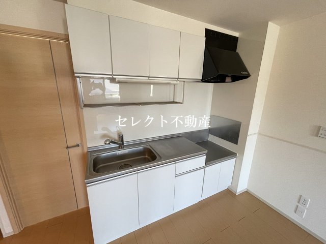 キッチン　【エスポワール・ジェルメ　II】お料理しやすいキッチンです