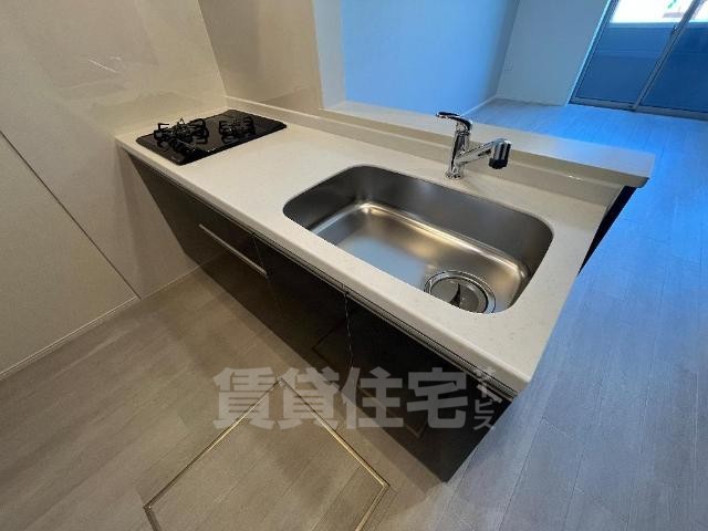 キッチン　色合いは異なる場合があります（イメージ）