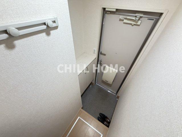 玄関　当社、チルホームのHPもご覧ください(^^)/物件情報多数♪