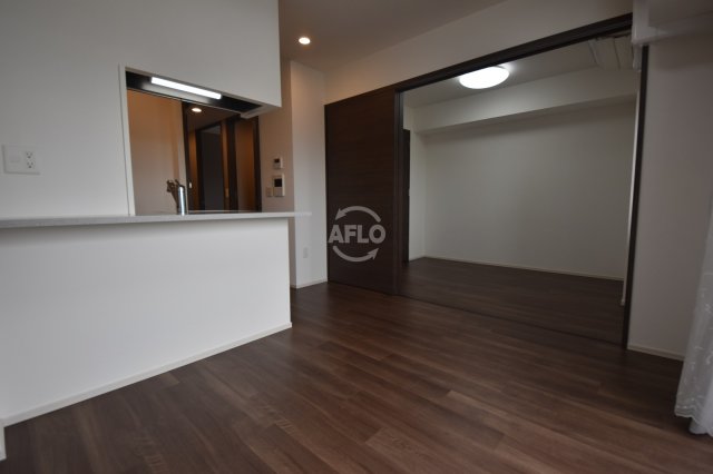 居室・リビング　ラシュレ天満橋　リビング