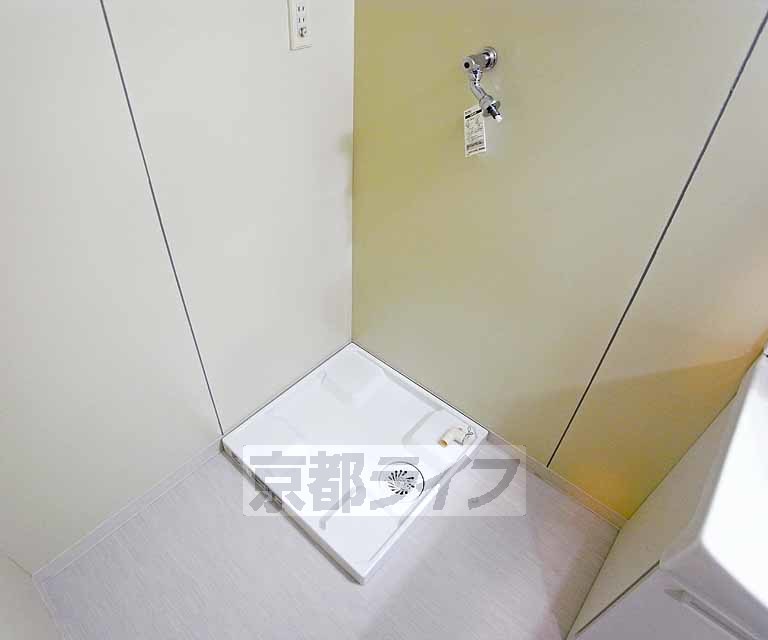 その他設備　きれいな洗濯機置き場です