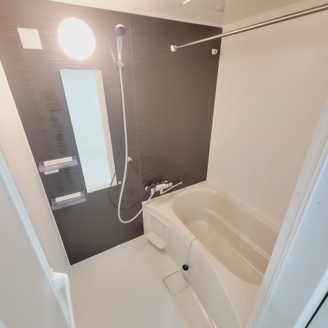 バス・シャワールーム　※写真は別号室のものですので現状優先とさせていただきます