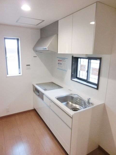 キッチン　窓があり換気しやすいキッチンです