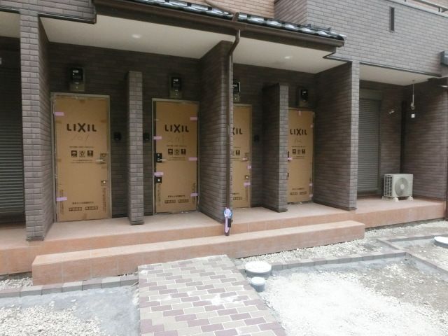 エントランス　お部屋につながるエントランスです