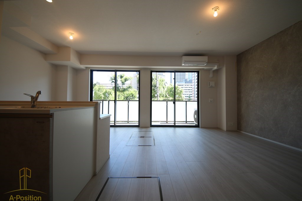 居室・リビング　エクシアテラス梅田