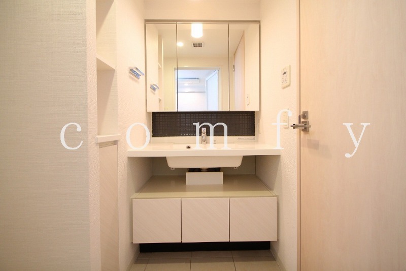 洗面設備　独立洗面台