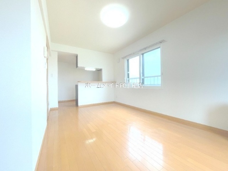 居室・リビング　明るいリビング♪