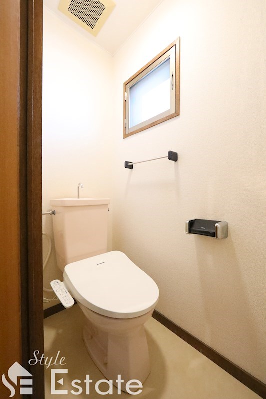 トイレ　シャワートイレ