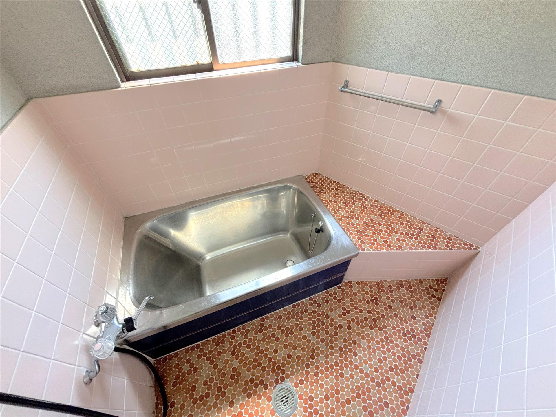 バス・シャワールーム　ゆったりとした広さのバスルーム♪