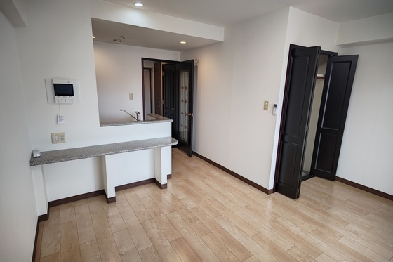 居室・リビング　※別部屋の写真です