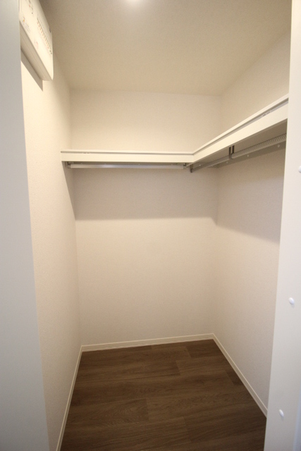 収納　ウォークインクローゼット