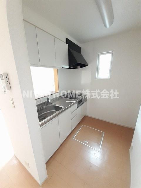 キッチン　ＩＨ完備のシステムキッチン●