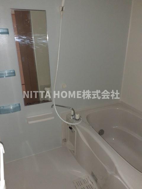 バス・シャワールーム　浴室乾燥機も設置済み◎