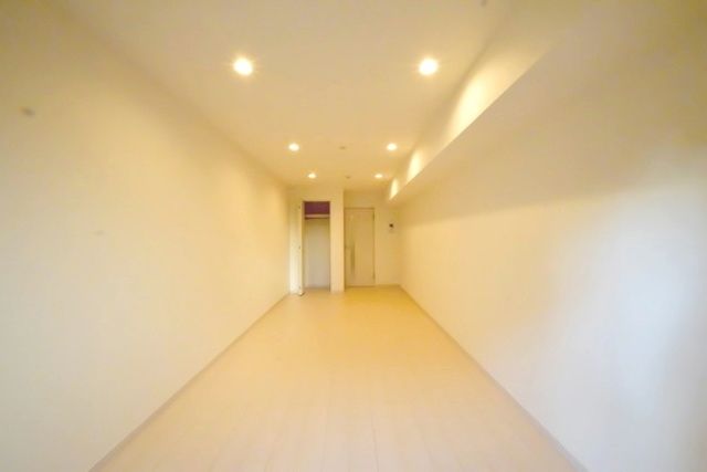 居室・リビング　広々洋室です