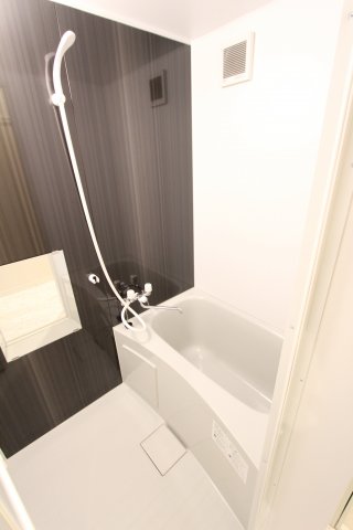 バス・シャワールーム　同タイプ参考写真です。