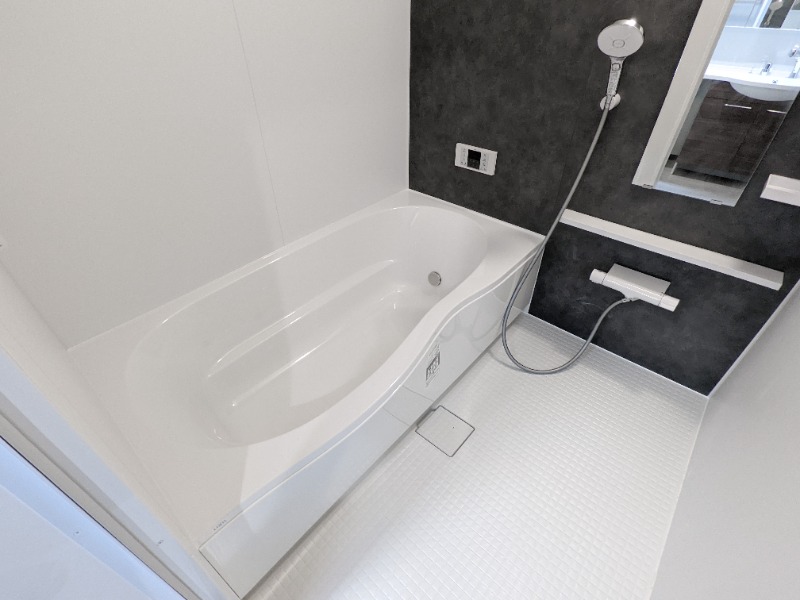 バス・シャワールーム　図面と現状に相違がある場合には現状を優先