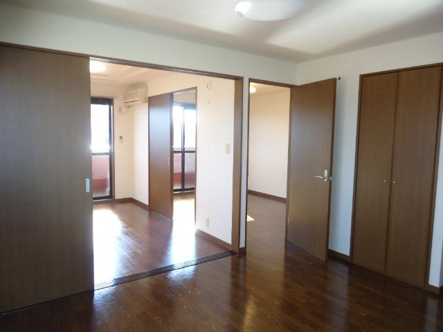 居室・リビング　リビング