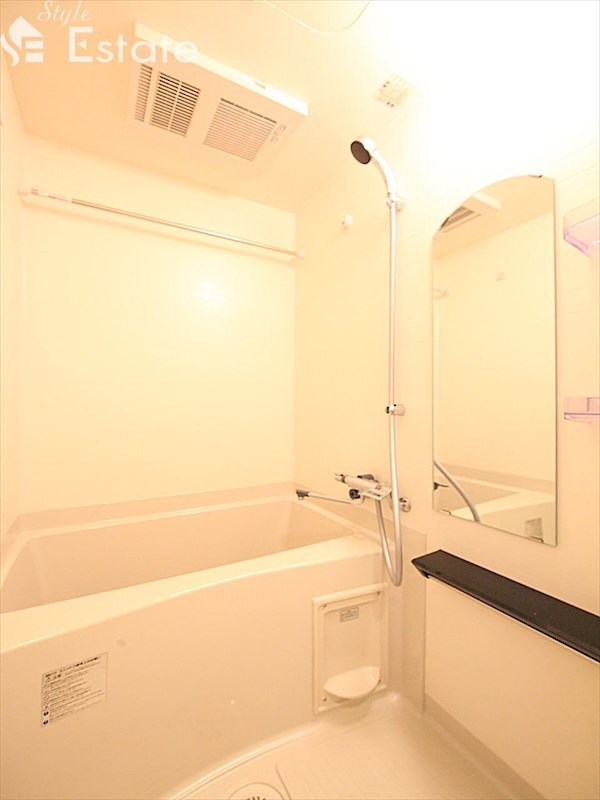 バス・シャワールーム　バスルーム