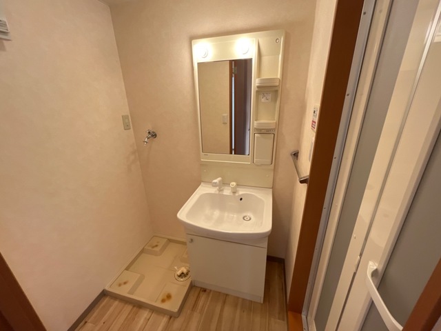 トイレ　洗髪洗面化粧台