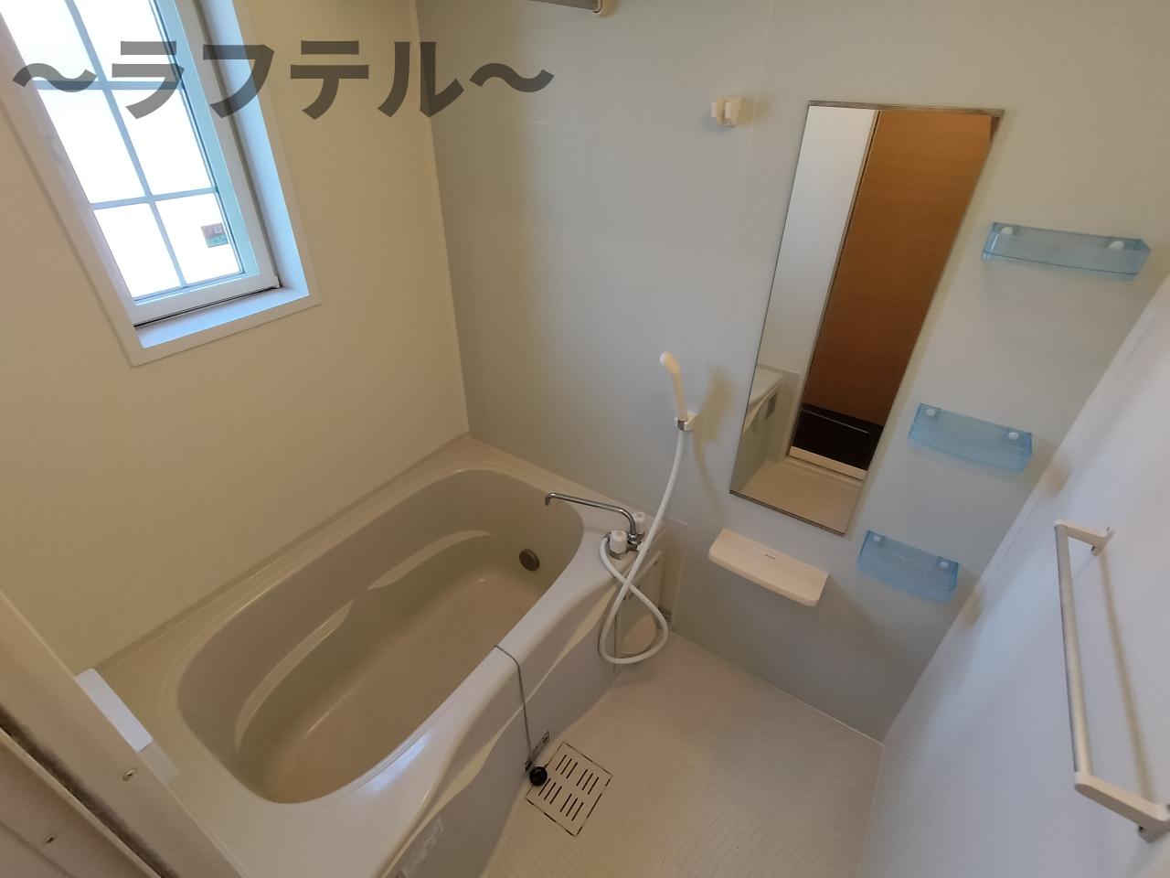 バス・シャワールーム　別部屋イメージ写真