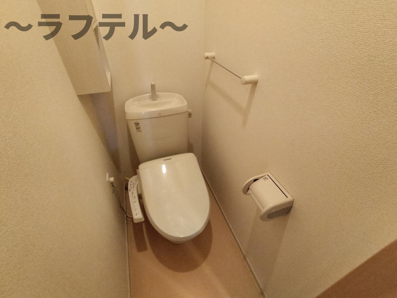 トイレ　別部屋イメージ写真