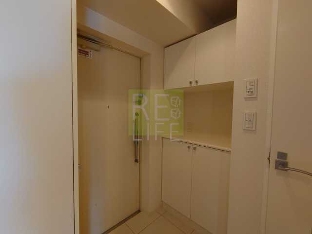 玄関　リライフ浅草店