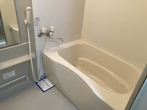 バス・シャワールーム　浴室