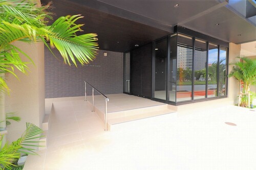 その他　エントランス