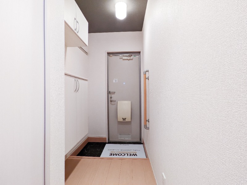 玄関　図面と現状に相違がある場合には現状を優先