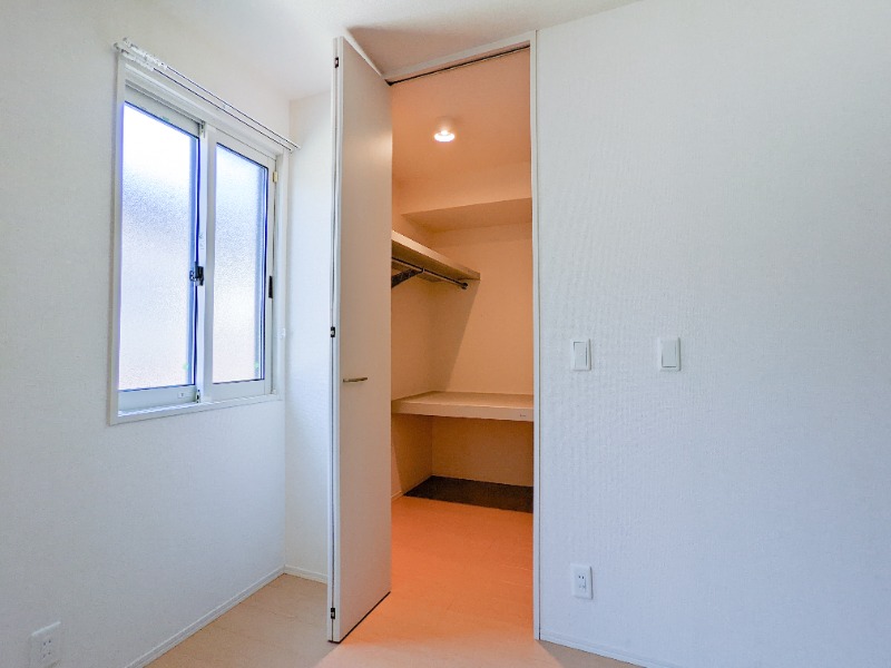 収納　図面と現状に相違がある場合には現状を優先