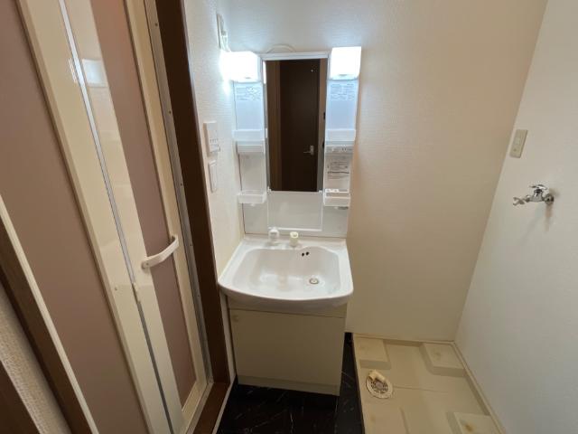 洗面設備　洗髪洗面化粧台