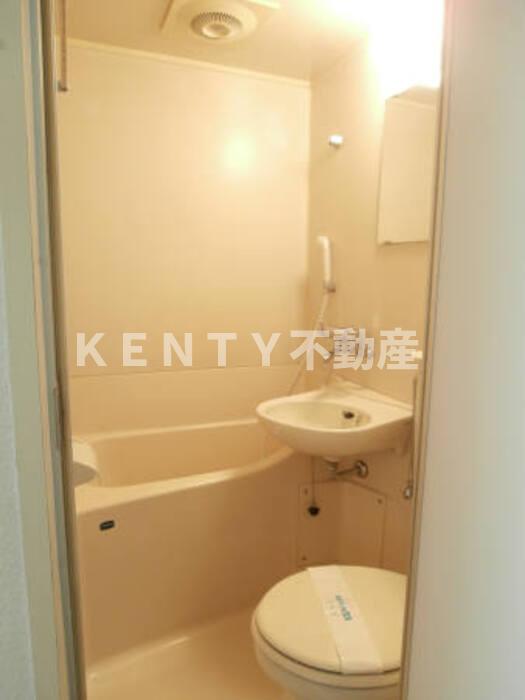 バス・シャワールーム　日々の疲れを癒すお風呂付です