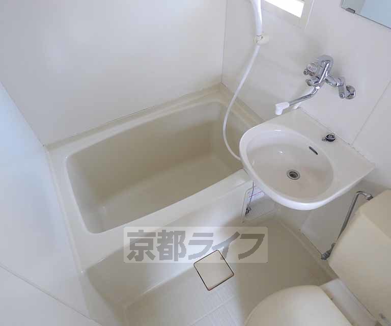 バス・シャワールーム　バスです。