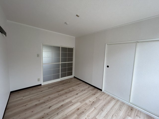 居室・リビング　※同物件別号室の写真になります