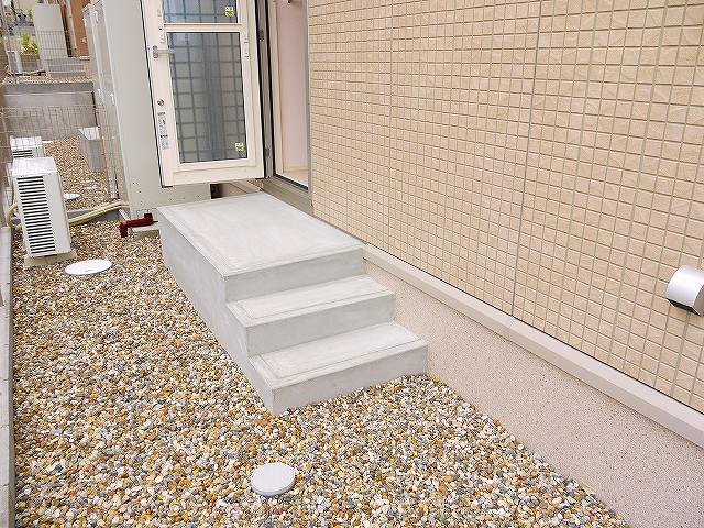 庭　お庭で自由な時間を過ごせます