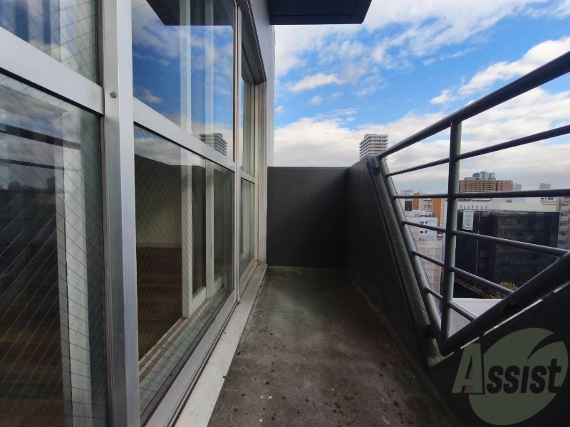 バルコニー　バルコニーが付いていますので一息ついてみてはいかがですか。