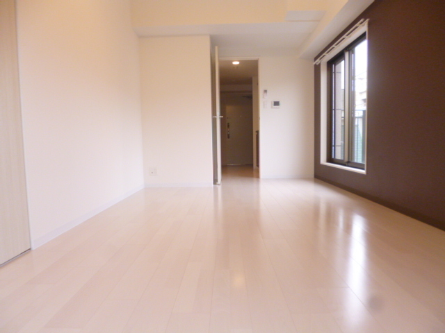 居室・リビング　広いお部屋でゆったり出来ます。