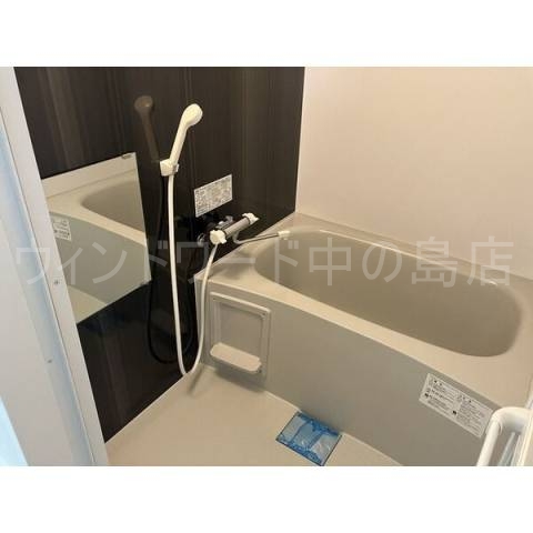 バス・シャワールーム　詳細は、ウィンドワード中の島店までご相談下さい。