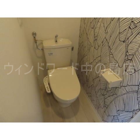 トイレ　詳細は、ウィンドワード中の島店までご相談下さい。