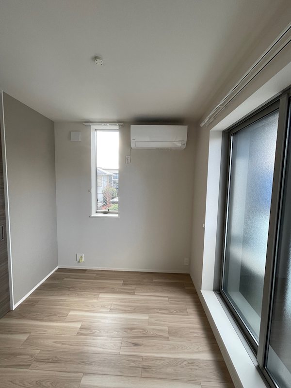 その他部屋・スペース　寝室4帖！