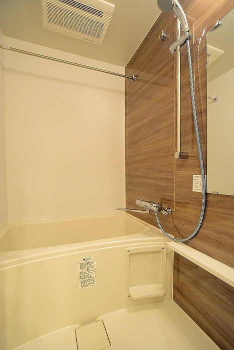 バス・シャワールーム　お風呂で日々の疲れを落としましょう