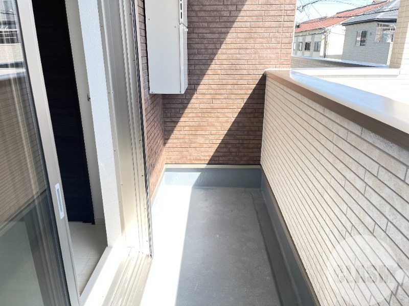 バルコニー　陽当たり良好♪