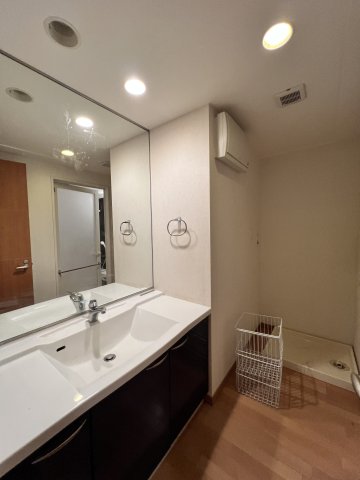 洗面設備　2024年撮影