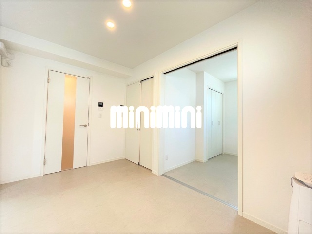 居室・リビング　※別号室